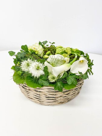 Rond wit bloemstuk - afbeelding 1